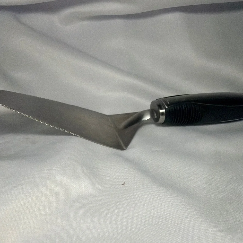 OXO Good Grips Steel Pie Server Stainless Steel Serrated Edge Cake Slicer Black